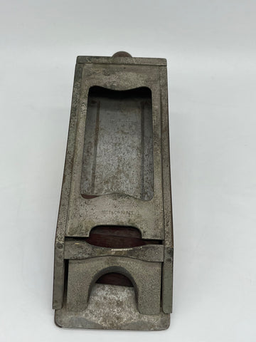 A Casino card game shoe